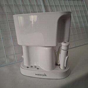 Waterpik Classic Professional Water Flosser WP 65C - Tips Not Included – New